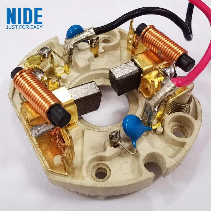 Hogyan javítják a szénkefék a motor teljesítményét és élettartamát